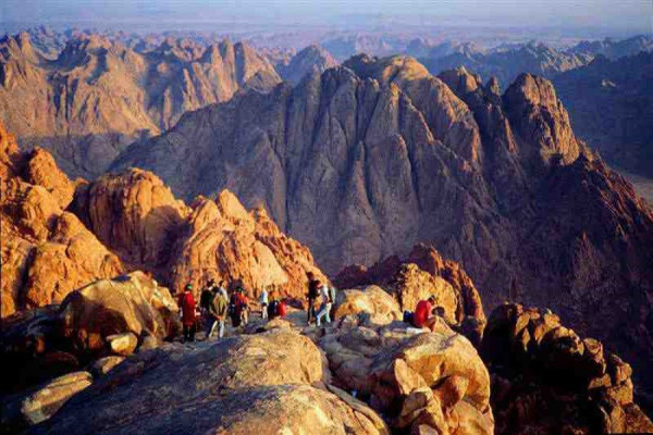 رحلة سانت كاترين وجبل موسى داي يوز من شرم الشيخ