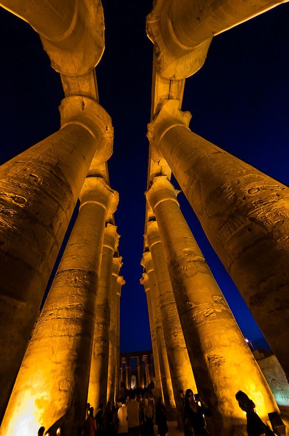 الصوت والضوء بمعبد الكرنك بالاقصر